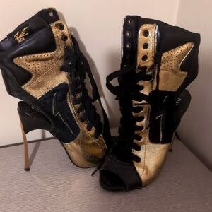 Lust for life peep toe boots